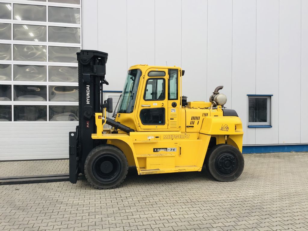 Hyundai 130D-7E Dieselstapler www.hanselmann.de