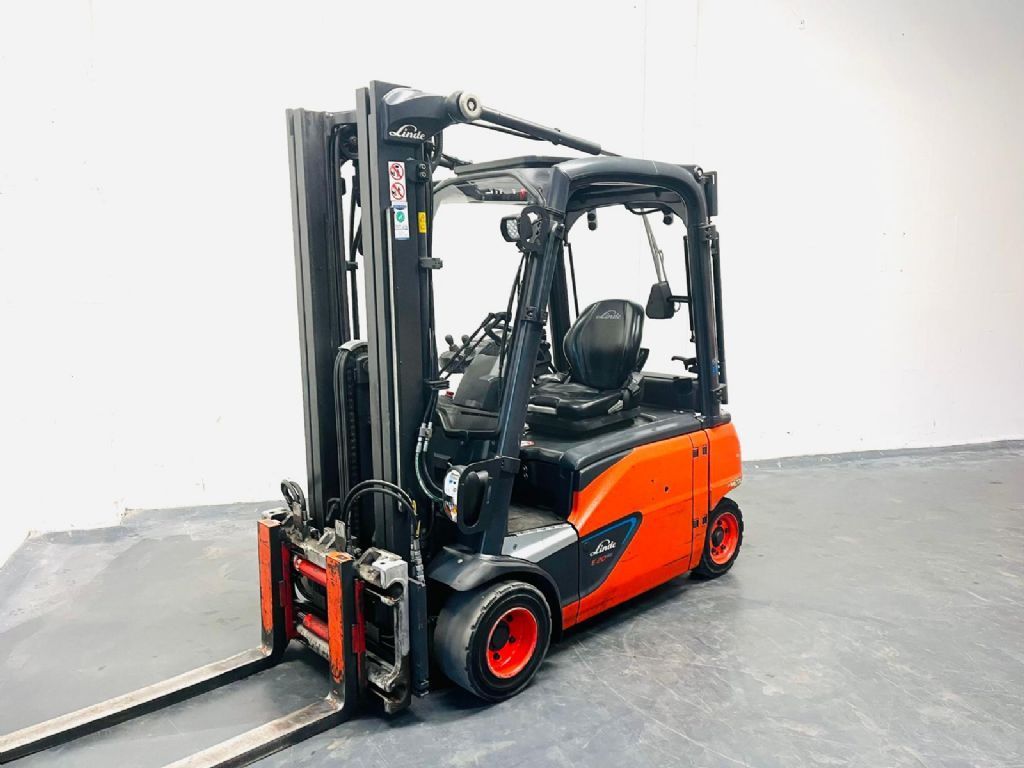 Linde E20PL - Lithium Batterie  Electric 4-wheel forklift www.isfort.com