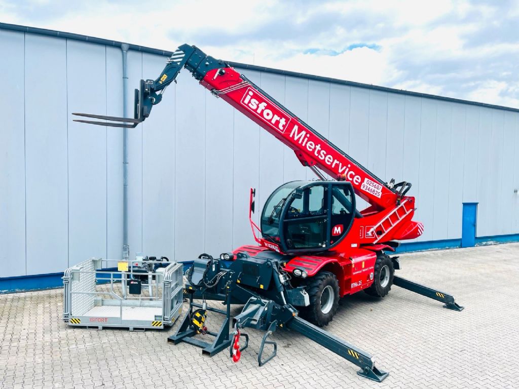 Magni RTH 6.25 Teleskopstapler drehbar www.hanselmann.de