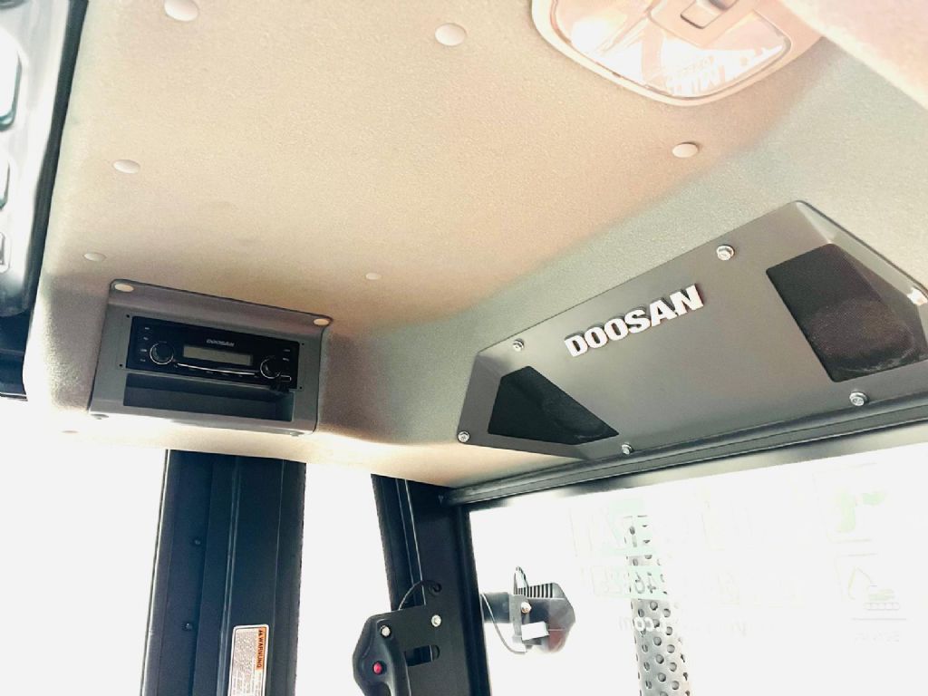 Doosan D30S-7 Diesel Forklift www.isfort.com Doosan D30S-7 Diesel Forklift www.isfort.com