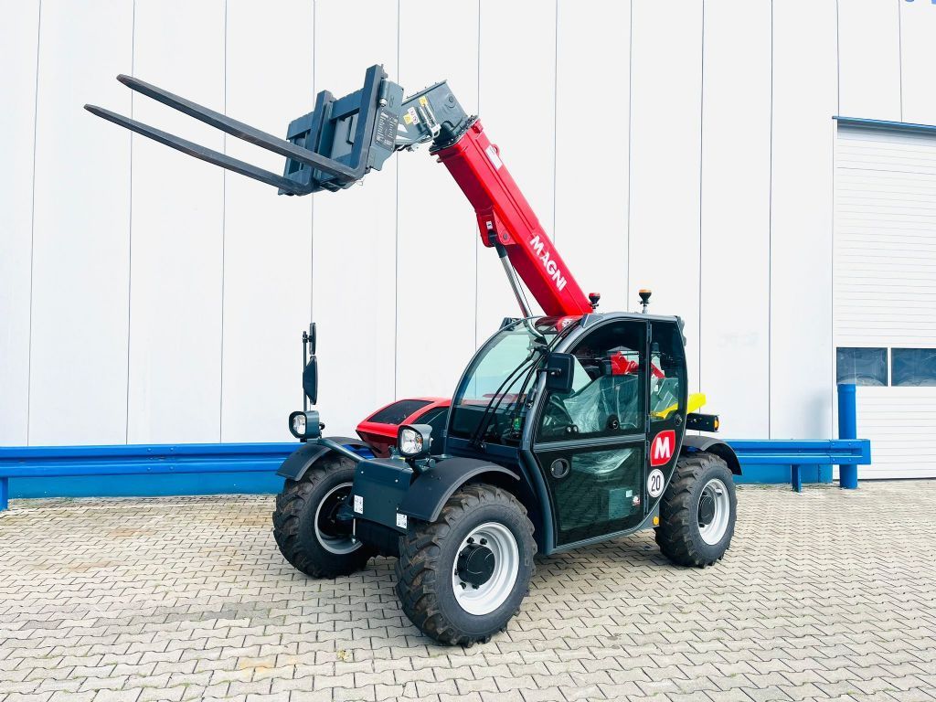Magni TH 3.6 - SONDERPREIS  Telehandler / Telescope Forklift www.isfort.com
