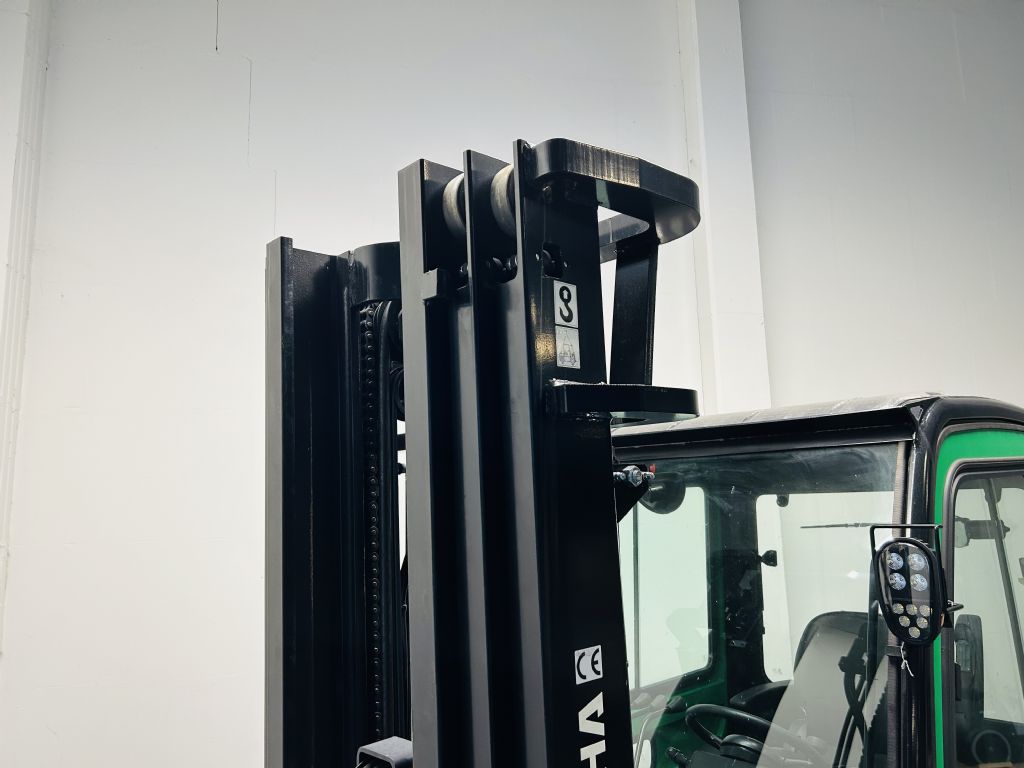 HC Hangcha CPD50-XXD6 - SONDERPREIS Electric 4-wheel forklift www.isfort.com HC Hangcha CPD50-XXD6 - SONDERPREIS Electric 4-wheel forklift www.isfort.com