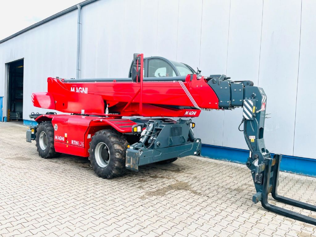 Magni RTH 6.26 Telehandler rotating www.isfort.com Magni RTH 6.26 Telehandler rotating www.isfort.com