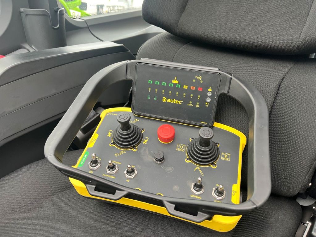 Magni RTH 6.26 Telehandler rotating www.isfort.com Magni RTH 6.26 Telehandler rotating www.isfort.com