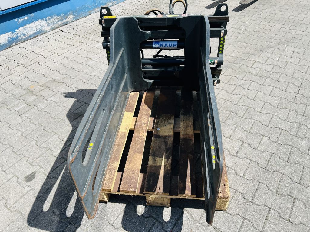 Kaup 1.5T 413 Ballenklammer www.isfort.com Kaup 1.5T 413 Ballenklammer www.isfort.com