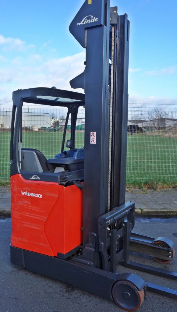 Linde R 14-01 Schubmaststapler www.kb-stapler.com