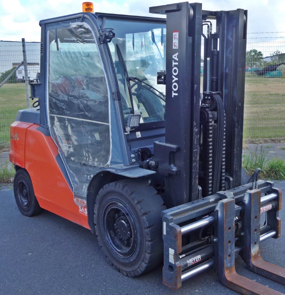 Toyota 8FG45 N Treibgasstapler www.kb-stapler.com