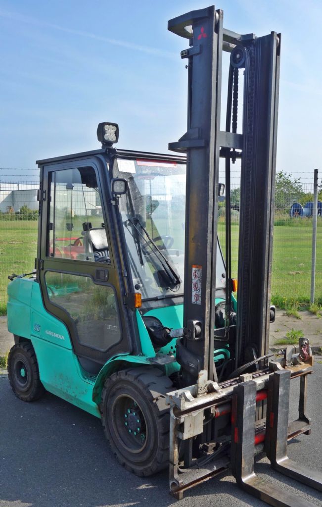 Mitsubishi FG 35 NT Treibgasstapler www.kb-stapler.com