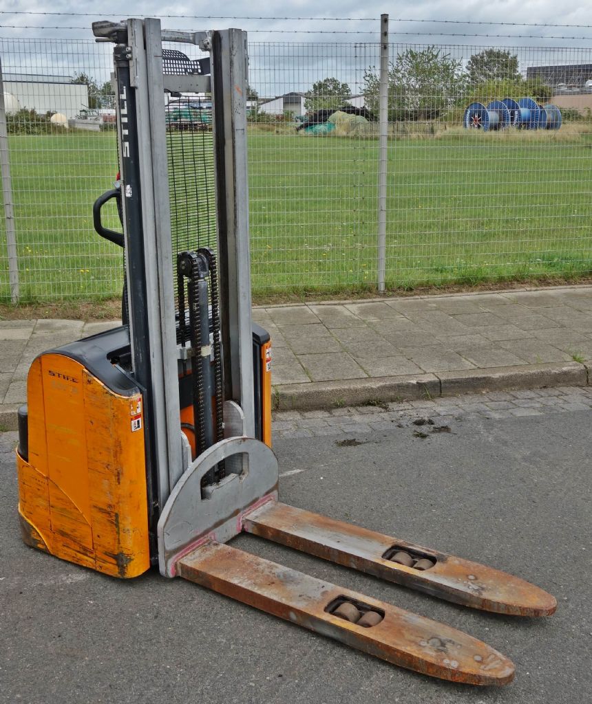 Still EGV 16 Deichselstapler www.kb-stapler.com