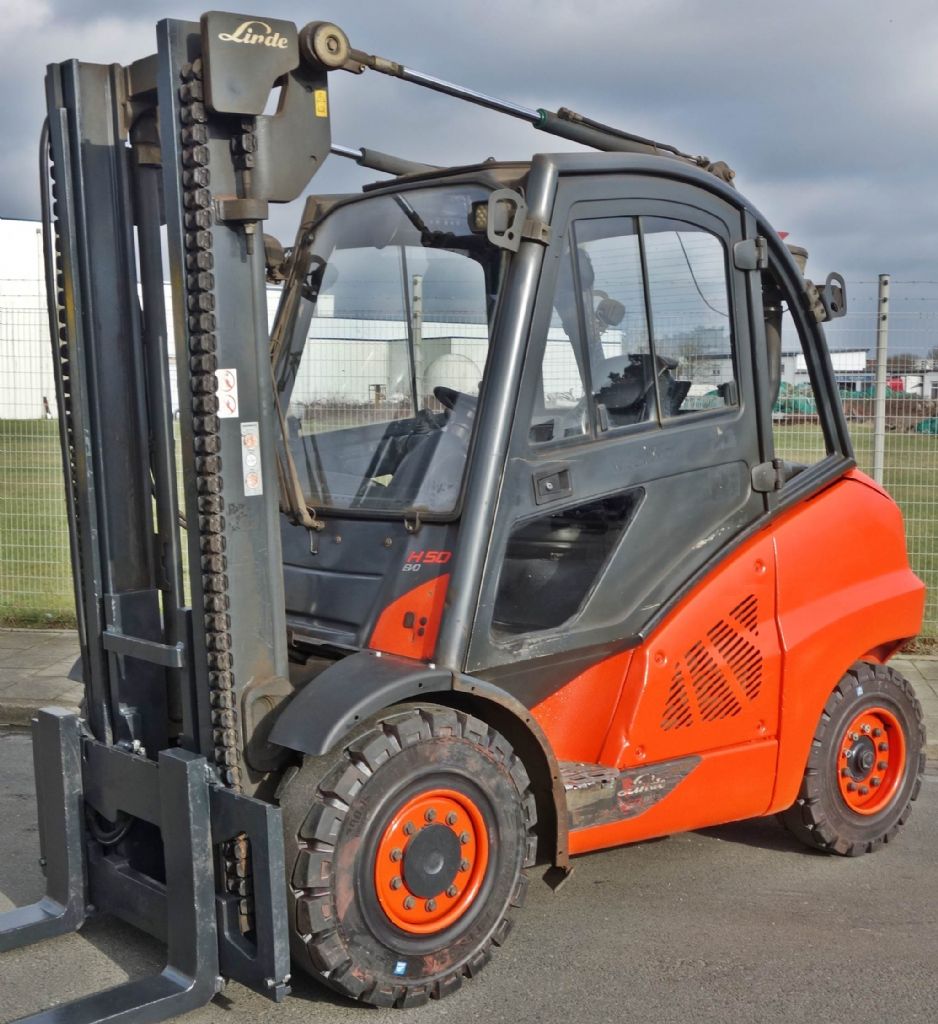 Linde H 50 D-02/600 Dieselstapler www.kb-stapler.com Linde H 50 D-02/600 Dieselstapler www.kb-stapler.com