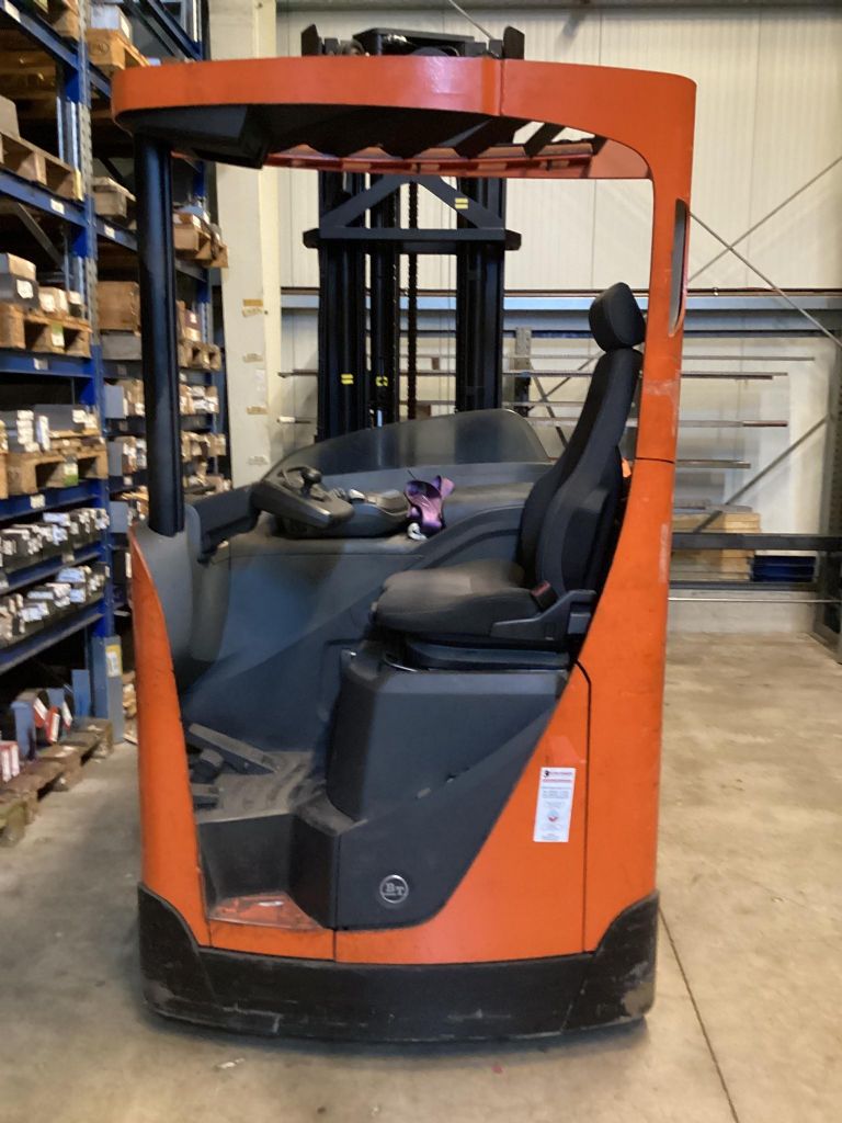 BT RRE160 Schubmaststapler kirchnerpartner.de