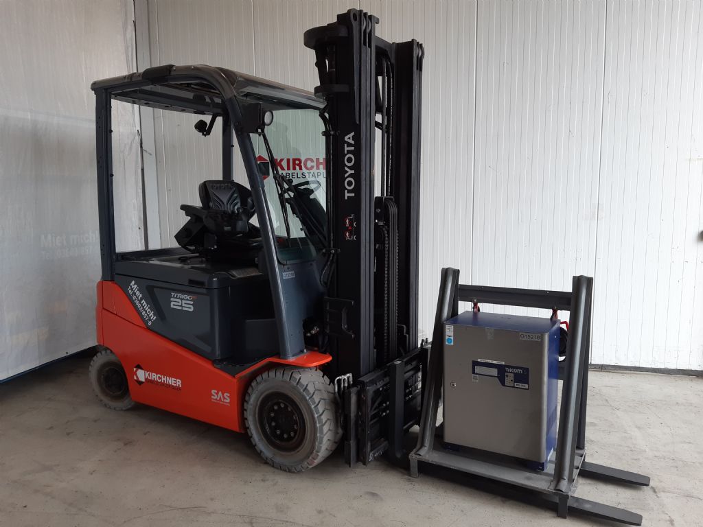 Toyota 8FBMKT25 Elektro 4 Rad-Stapler kirchnerpartner.de