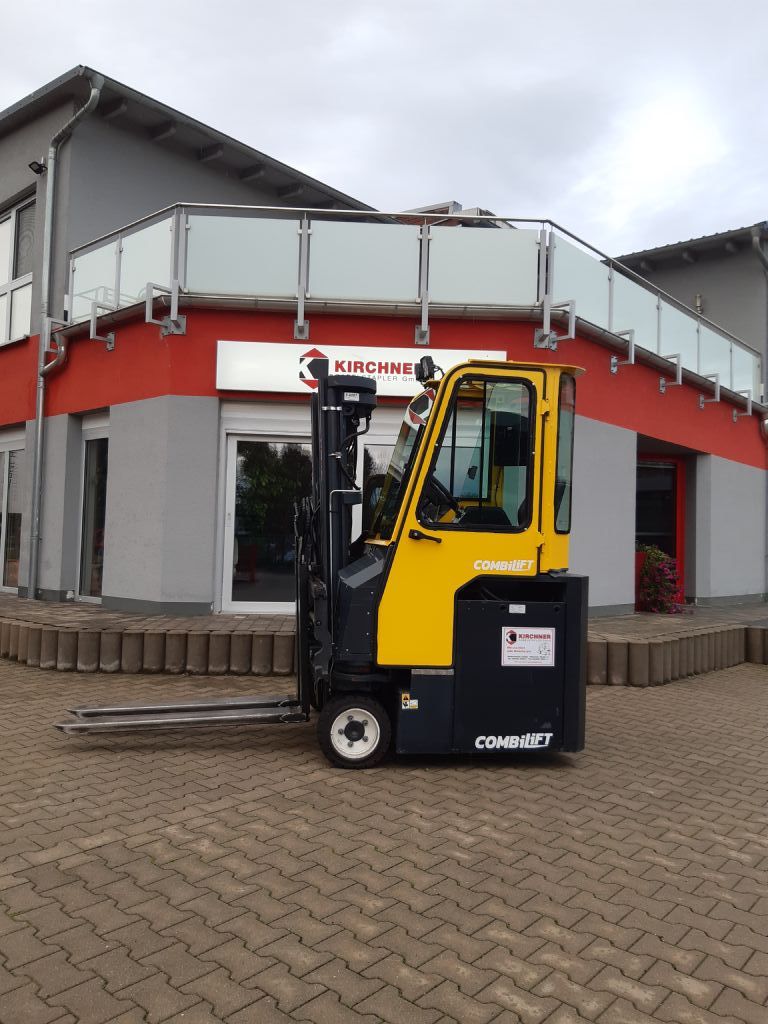 Combilift-CBE3000-Vierwege Seitenstapler www.kirchner-gabelstapler.de