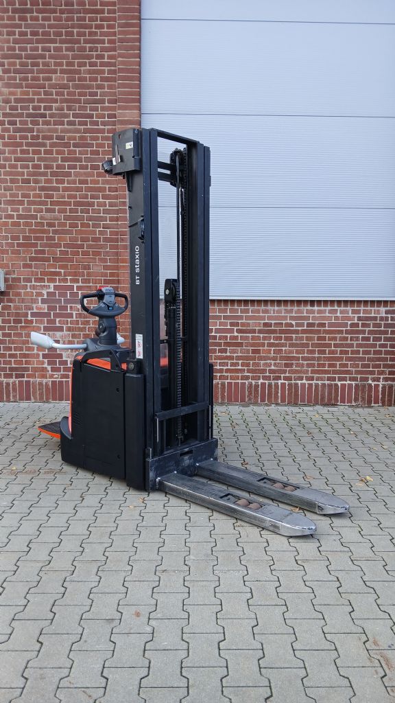 BT SPE160L Hochhubwagen kirchnerpartner.de