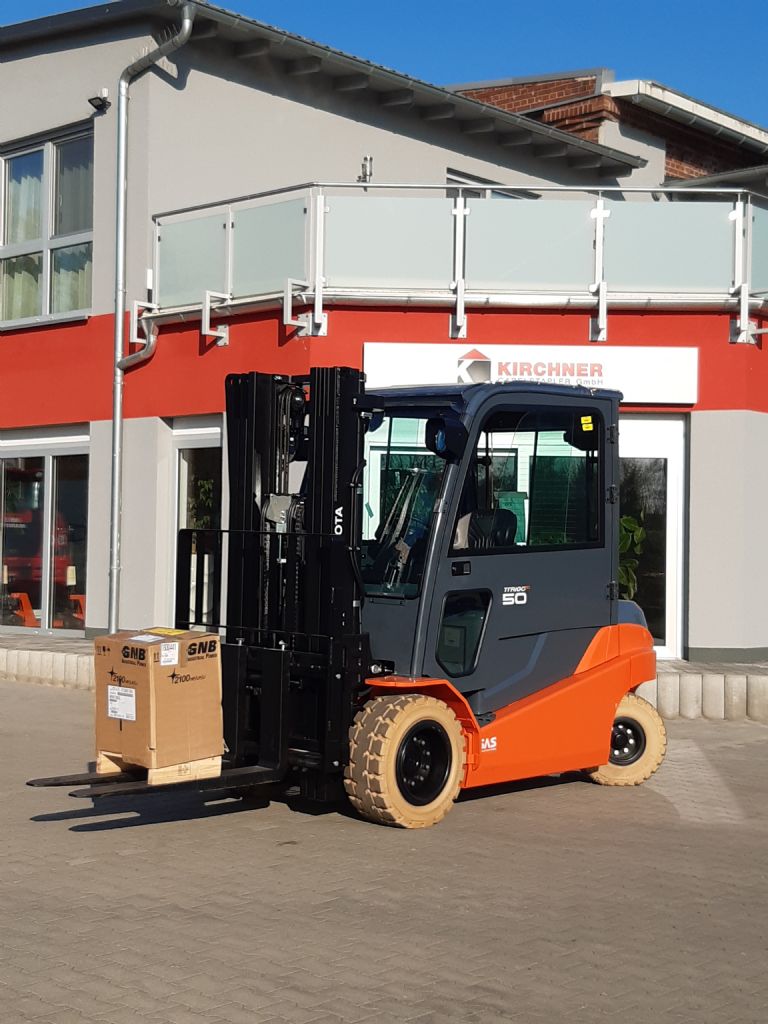 Toyota 8FBMT50 Elektro 4 Rad-Stapler kirchnerpartner.de