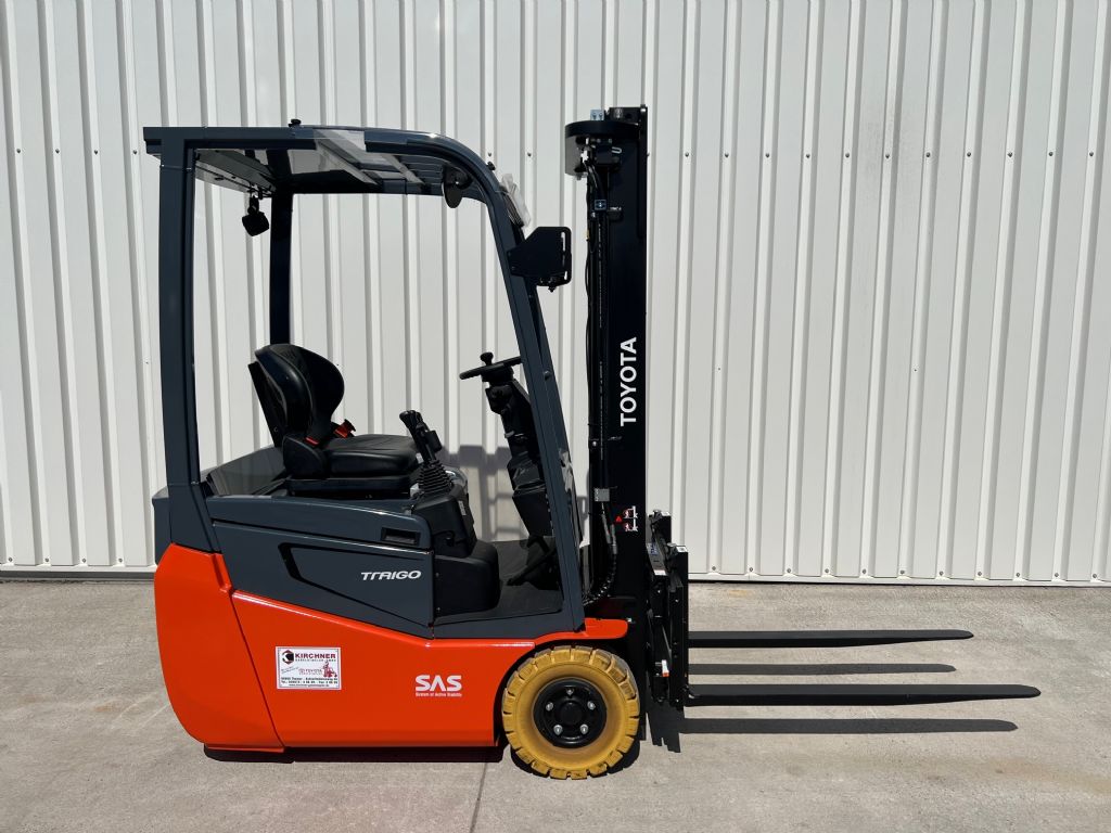 Toyota 8FBES15T Elektro 3 Rad-Stapler kirchnerpartner.de