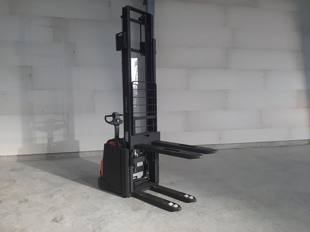 BT SWE160L (Lithium ION)  Hochhubwagen kirchnerpartner.de