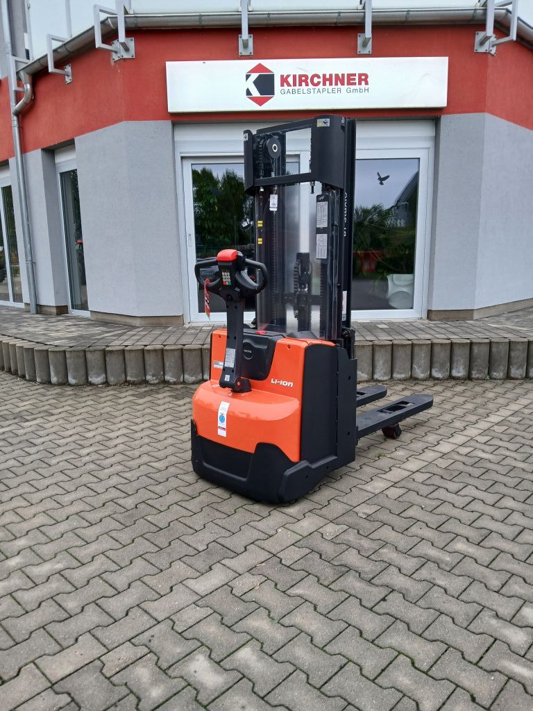 BT SWE120L (Lithium ION) Hochhubwagen kirchnerpartner.de