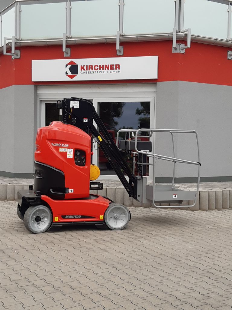 Manitou-100VJR-Gelenkarbeitsbhne www.kirchner-gabelstapler.de