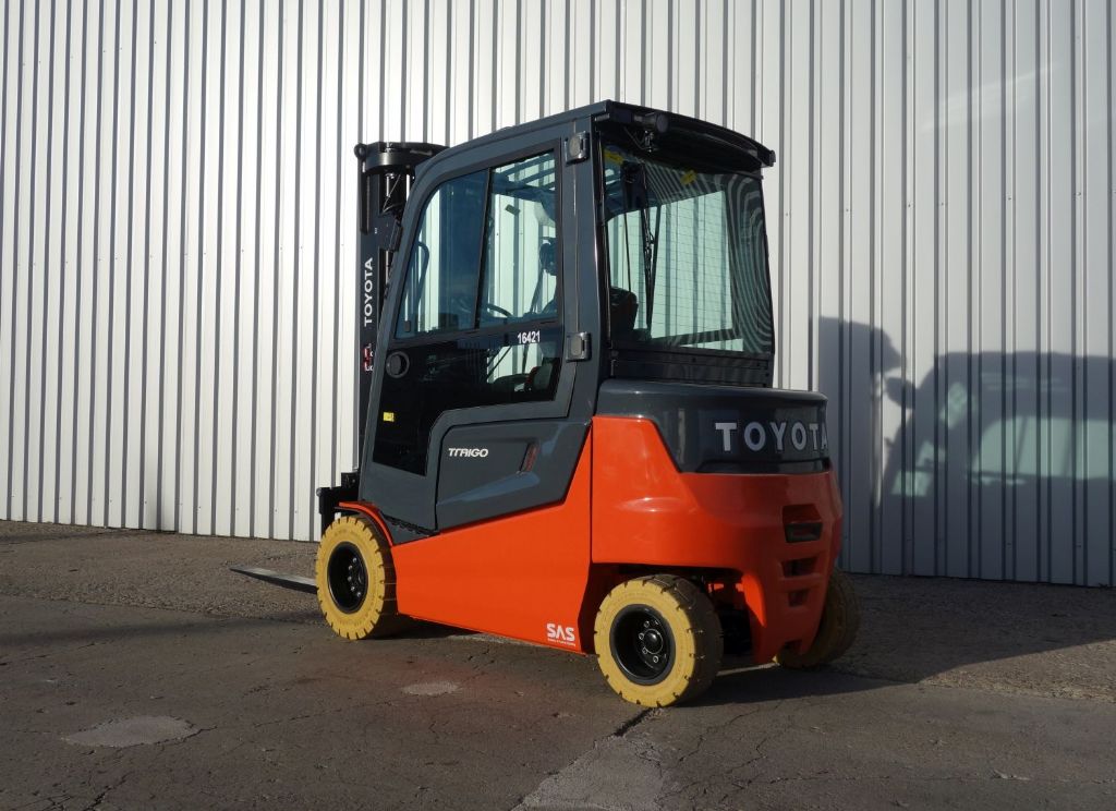 Toyota 9FBM35T Elektro 4 Rad-Stapler kirchnerpartner.de