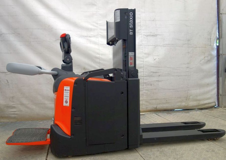BT-SPE200D-Deichselstapler-www.kirchner-gabelstapler.de