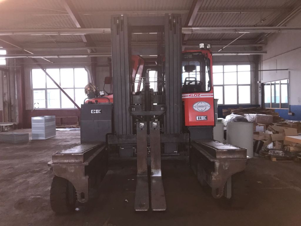 Combilift-C8000-Mehrwegestapler-www.kloz-stapler.de Combilift-C8000-Mehrwegestapler-www.kloz-stapler.de