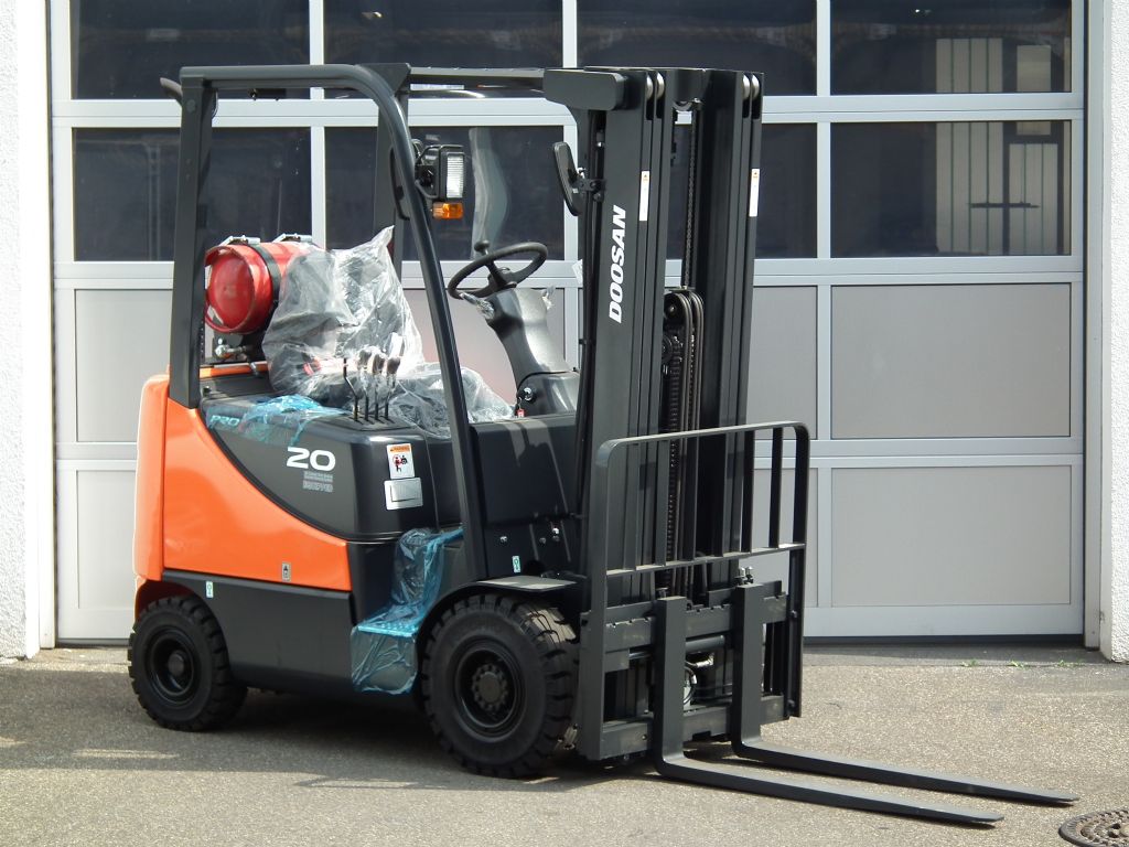 Doosan-G20SC-5-Treibgasstapler-www.kloz-stapler.de Doosan-G20SC-5-Treibgasstapler-www.kloz-stapler.de