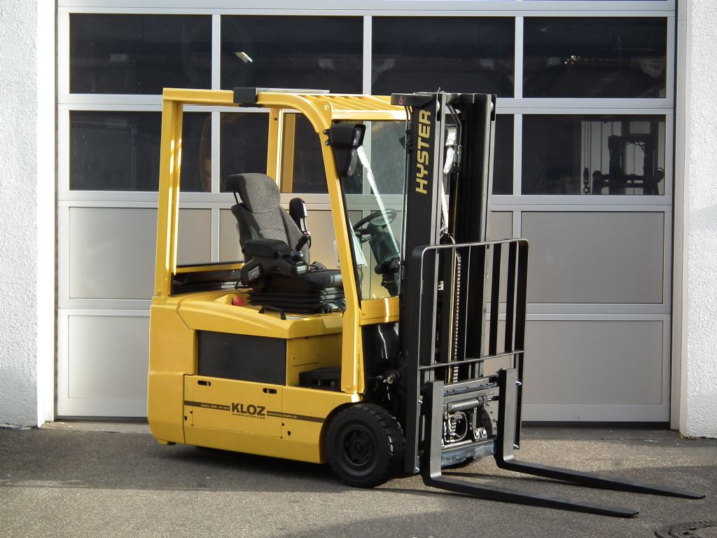 Hyster-J.160XMT-Elektro 3 Rad-Stapler-www.kloz-stapler.de Hyster-J.160XMT-Elektro 3 Rad-Stapler-www.kloz-stapler.de