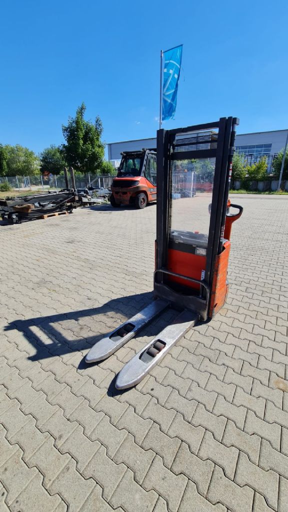 Linde L 12/1172 Hochhubwagen www.kompass-stapler.de