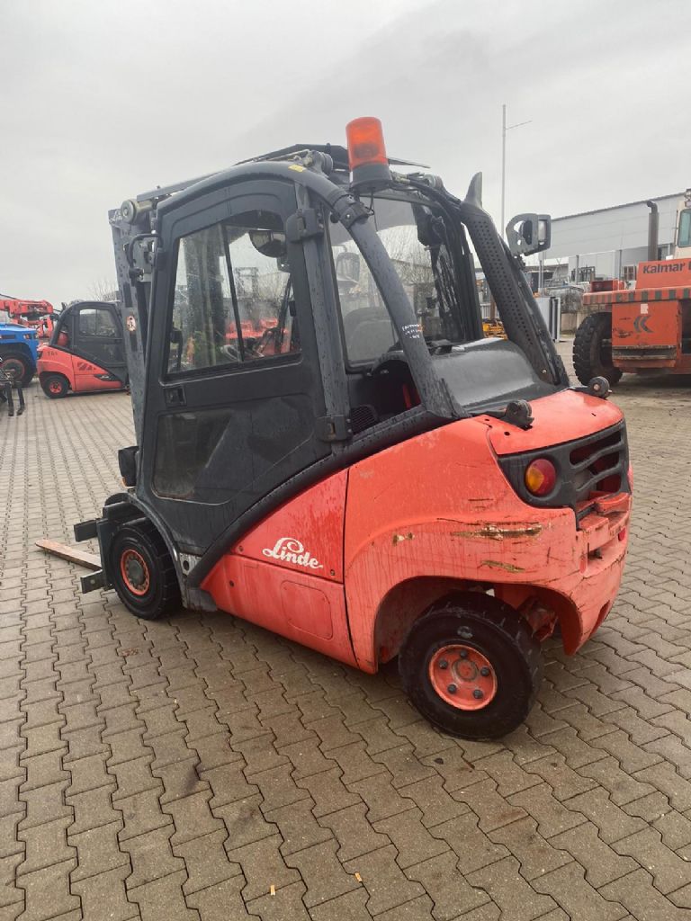 Linde H 25 T/392 Treibgasstapler www.kompass-stapler.de