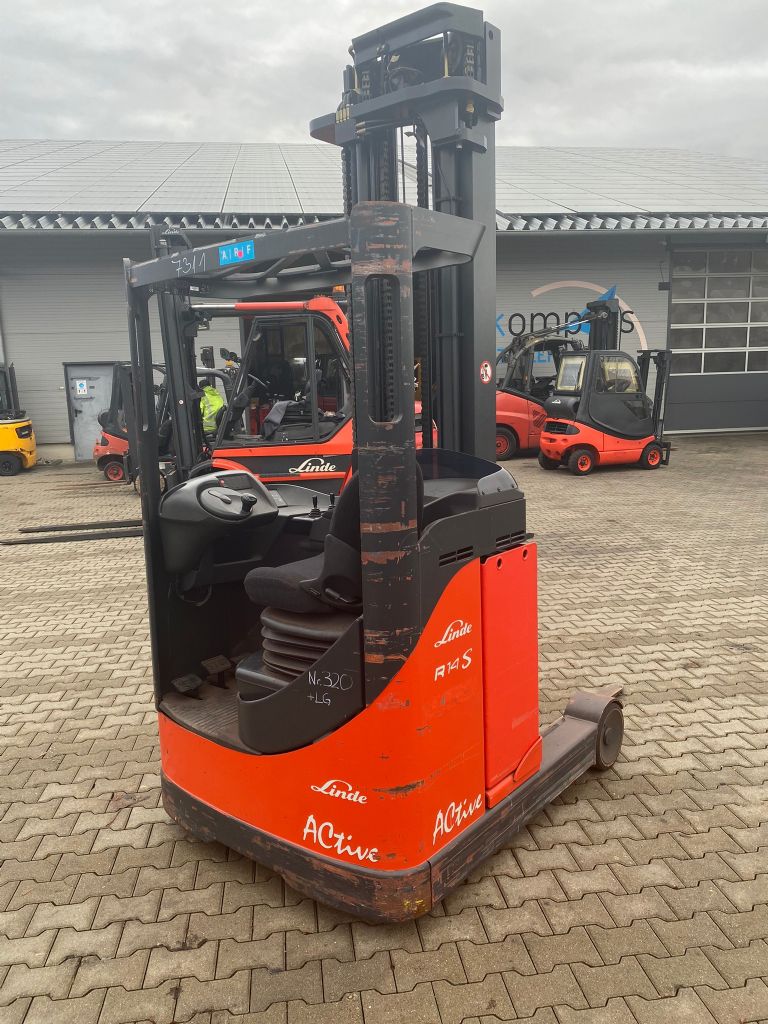 Linde R 14 S/115 Schubmaststapler www.kompass-stapler.de