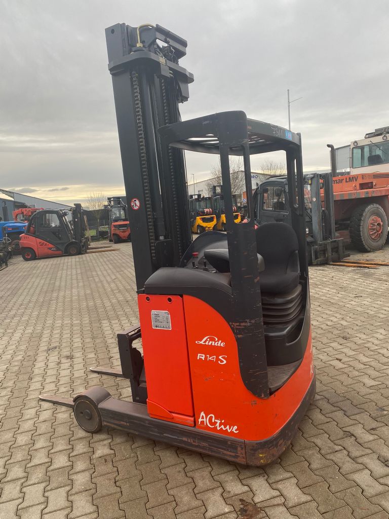 Linde R 14 S/115 Schubmaststapler www.kompass-stapler.de