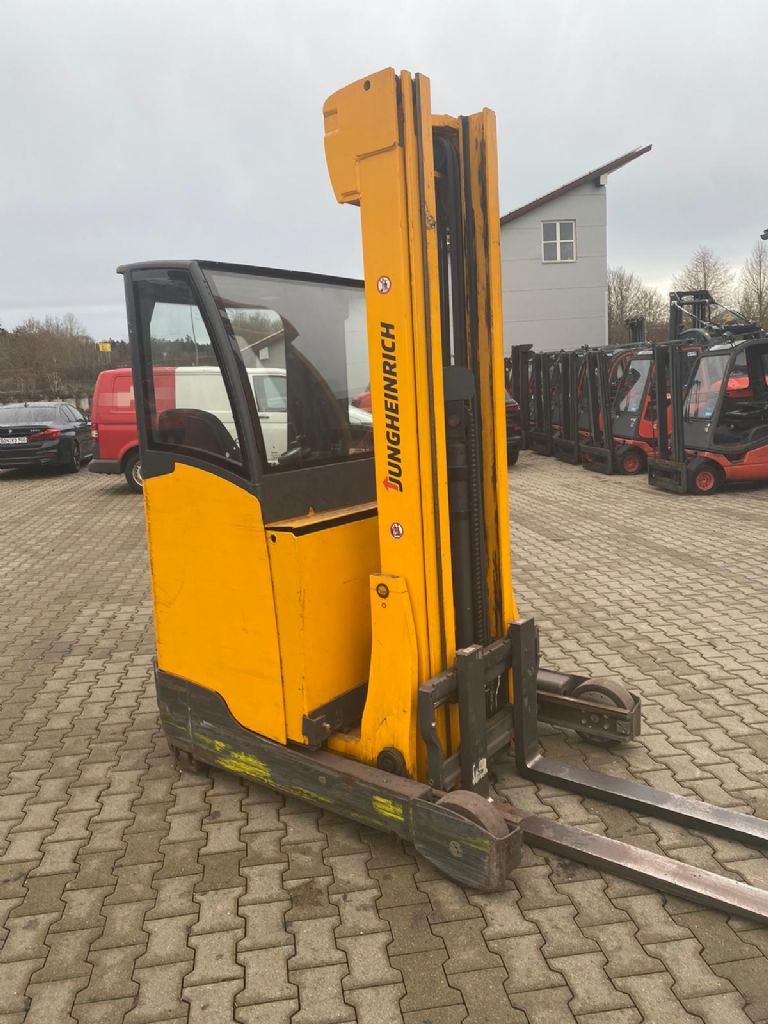 Jungheinrich ETV 214 Schubmaststapler www.kompass-stapler.de