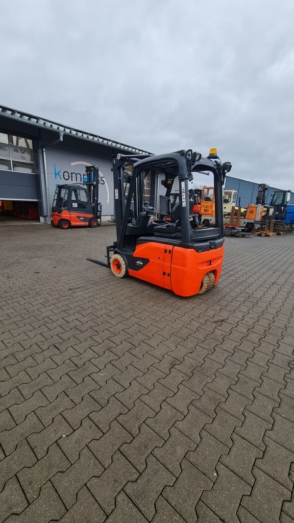 Linde E 16-02/386 Elektro 3 Rad-Stapler www.kompass-stapler.de