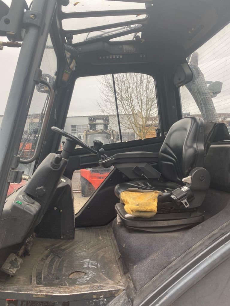 Linde H 25 T/393-01 Treibgasstapler www.kompass-stapler.de