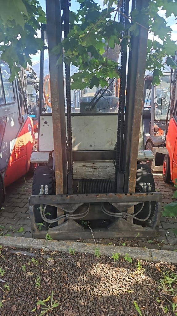 Still R 70-40 Dieselstapler www.kompass-stapler.de