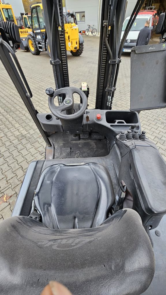 Linde E 30 H-01/600 Elektro 4 Rad-Stapler www.kompass-stapler.de