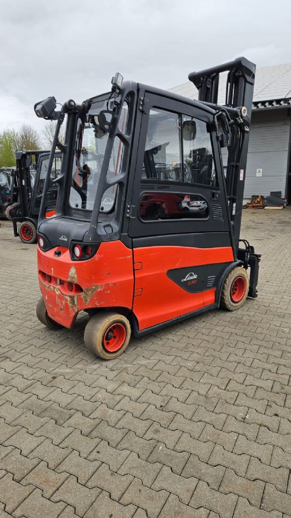 Linde E 30 HL-01/600 Elektro 4 Rad-Stapler www.kompass-stapler.de