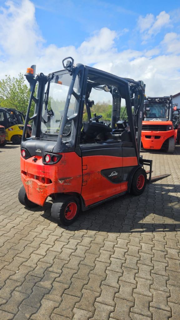 Linde E 30 HL-01/600 Elektro 4 Rad-Stapler www.kompass-stapler.de