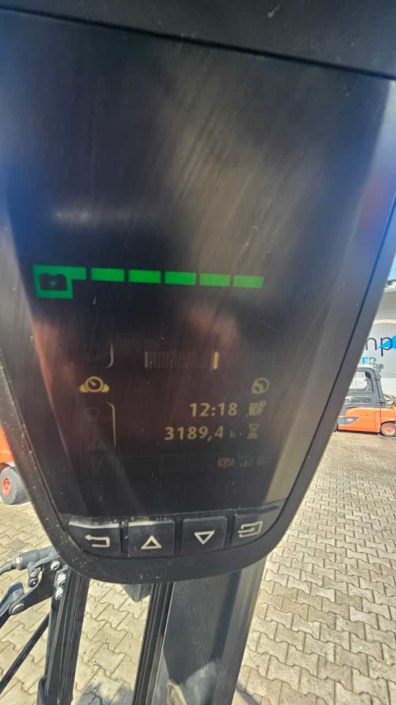 Linde E 30 HL-01/600 Elektro 4 Rad-Stapler www.kompass-stapler.de