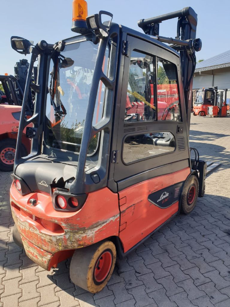 Linde E 30 L-01 Elektro 4 Rad-Stapler www.kompass-stapler.de