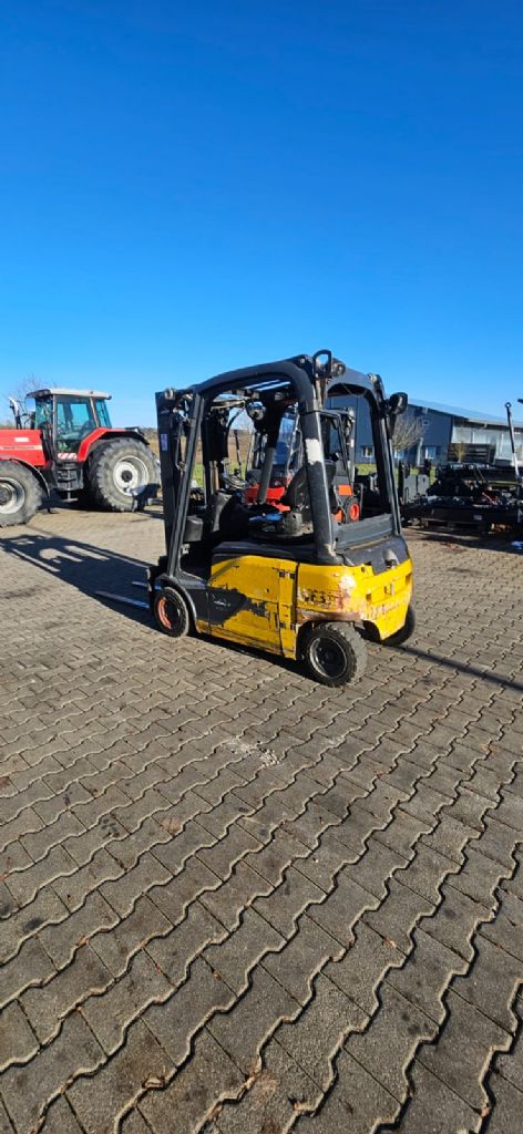 Linde E 16 P-02 Elektro 4 Rad-Stapler www.kompass-stapler.de