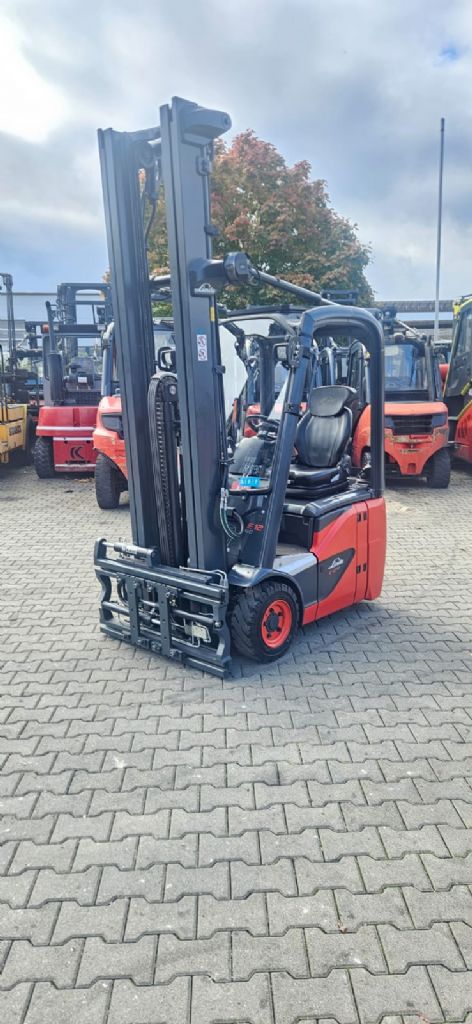 Linde E 12-02 Electric 3-wheel forklift www.kompass-stapler.de
