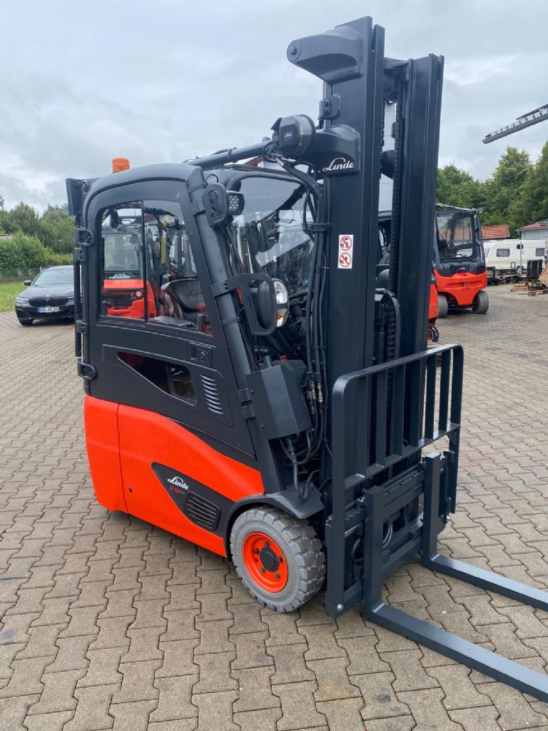 Linde E 16-02 Elektro 3 Rad-Stapler www.kompass-stapler.de