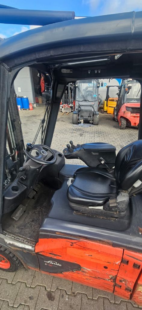 Linde E 16-02 Elektro 3 Rad-Stapler www.kompass-stapler.de