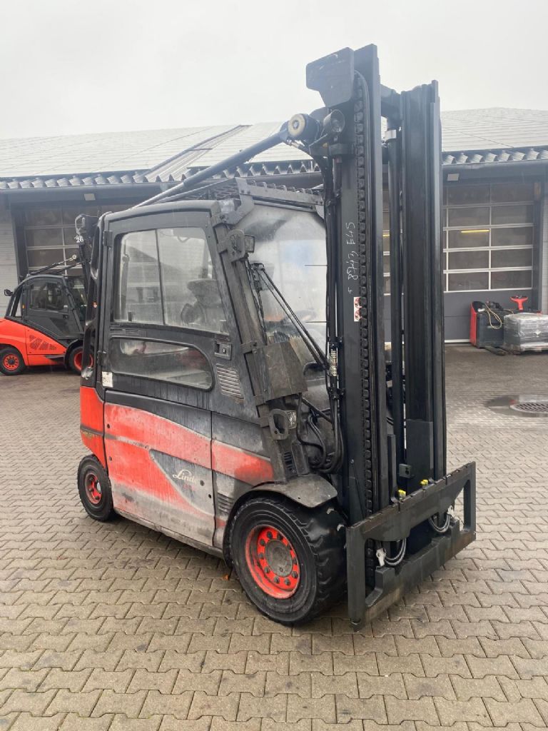 Linde E 40 HL-01/600 Electric 4-wheel forklift www.kompass-stapler.de