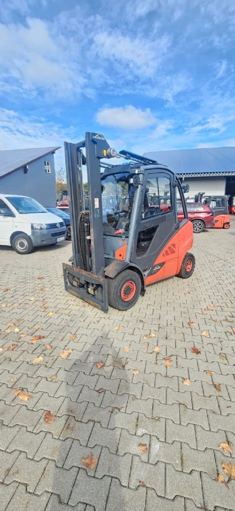 Linde H 30 T-02 LPG Forklifts www.kompass-stapler.de