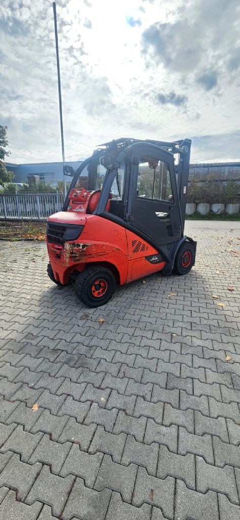 Linde H 30 T-02 Treibgasstapler www.kompass-stapler.de