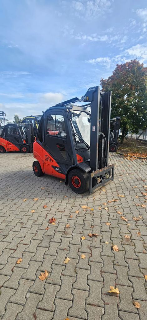 Linde H 30 T-02 Treibgasstapler www.kompass-stapler.de