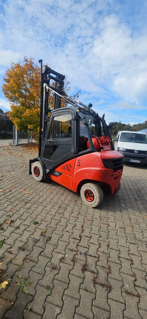 Linde H 30 T-02 Treibgasstapler www.kompass-stapler.de